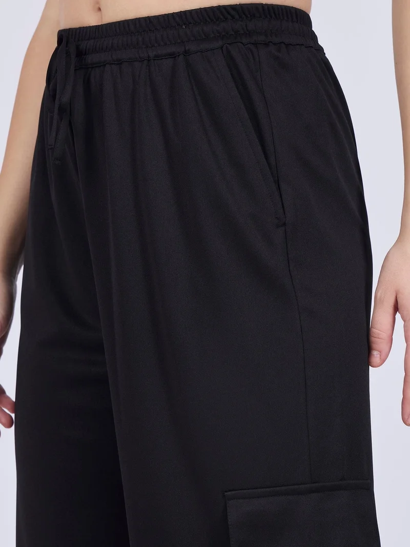 Outzidr  Black Wide Leg Cargo Pants for Women | Best Price UAE